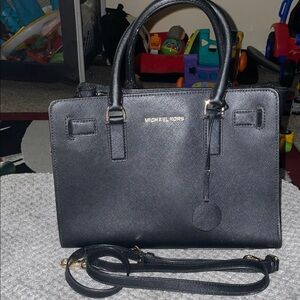 Michael Kors Dillion Leather Satchel/Crossbodody Gold Accents 13” x 10.5 New🔥